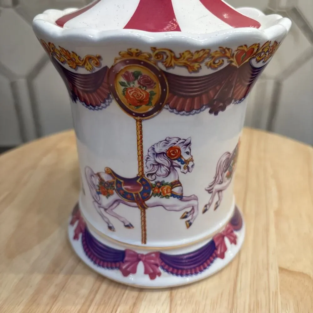 Vtg 1982 Teleflora Ceramic canister musical carousel horse design 8